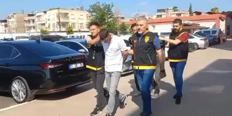 Diş tedavisi uzayınca kliniği taradı