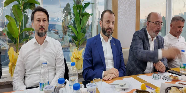 Gediz’de 16 yeni doktor kadrosu onaylandı