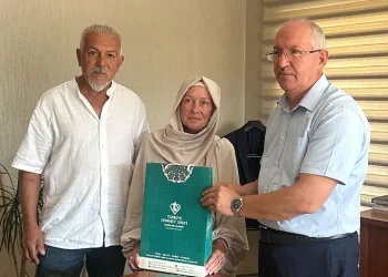 İslam dininden etkilenen Rus kadın Müslüman oldu