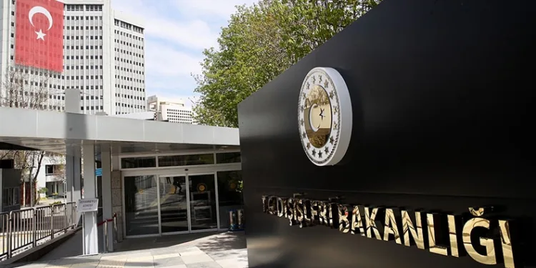 “İsrail’in Lübnan’ı hedef alması bölgeyi kaosa sürükleme çabasının yeni bir aşamasıdır”