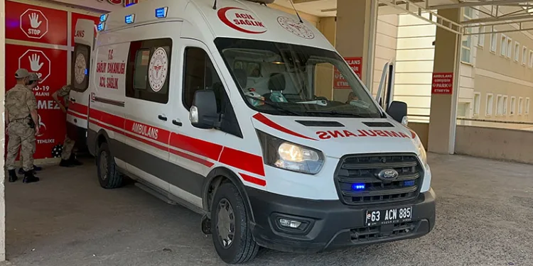 Şanlıurfa’da kamyonet devrildi: 9 yaralı