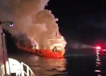 İstanbul’da Şile açıklarında gemi yangını