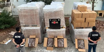 Manisa’da kaçakçılık operasyonu