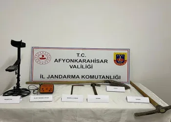 Jandarma ekipleri definecileri suçüstü yakaladı