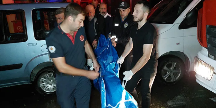 Samsun’da 6. kattan düşen yaşlı adam hayatını kaybetti