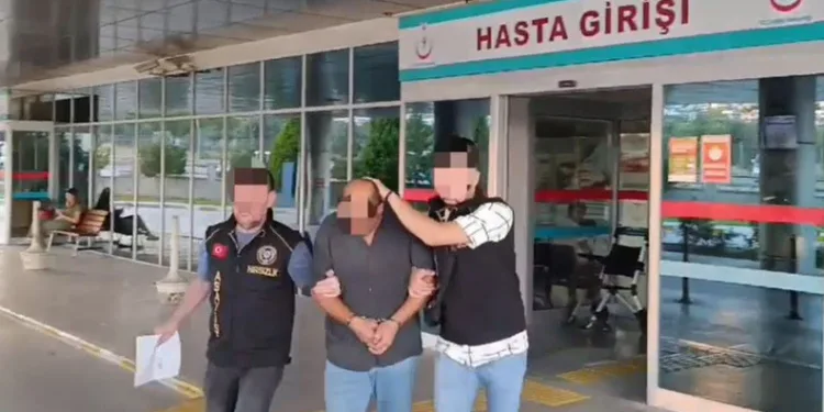İzmir’de şafak operasyonu: 149 gözaltı
