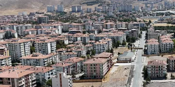 Yeşilyurt’ta 260 orta hasarlı binanın güçlendirme projesi onaylandı
