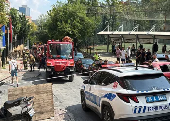 Şişli’de bir plazada yangın paniği