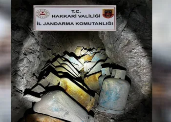Mağara ve sığınakta mühimmat ele geçildi