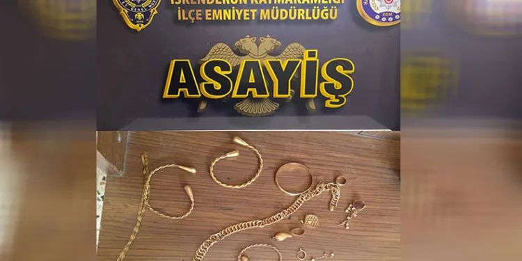 Komşusunu kahve içmeye çağırıp, altınları için öldürmüş