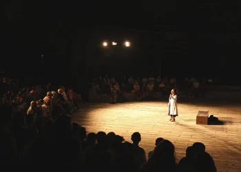 Ormandaki Kulübe’de ‘Ben Türkan Saylan’ izleyicilerle buluştu
