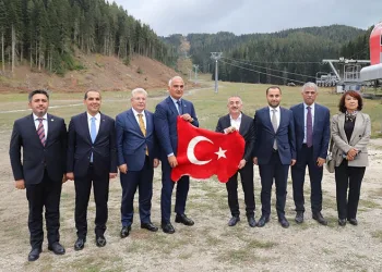 Bakan Ersoy Çankırı’da ziyaretlerde bulundu