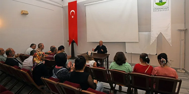 Gözleri görmeden usta sanatçılar yetiştiriyor