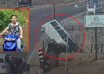 Oğlunu kazada kaybettiği yerde, minibüsüyle dereye uçtu