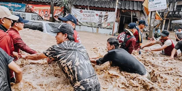 Tayland’da sel ve toprak kaymalarında bir ayda 33 kişi öldü