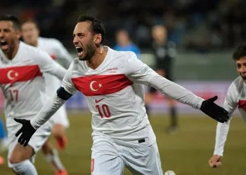 İzlanda’da tarihi galibiyet