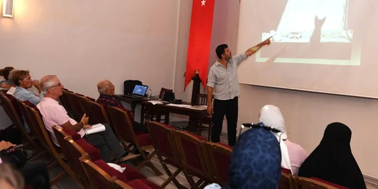 Fotoğraf meraklıları için mobil fotoğrafçılık atölyesi