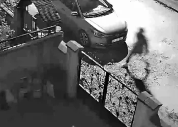 Bursa’da hırsız evin bahçesinden bisiklet çaldı