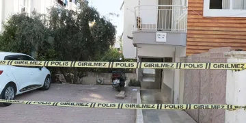 Yaraladığı kardeşini merak edip ambulansın arkasından gittiği hastanede yakalandı