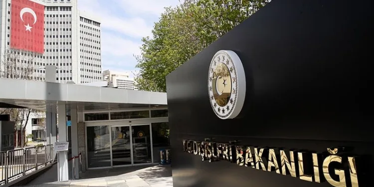Lübnan’daki vatandaşları uyardı