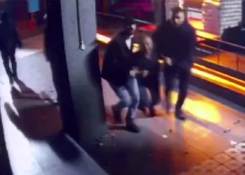 Bolu’daki feci kaza kamerada: Baba-kız yaralandı
