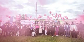 BURULAŞ’ta pembe balonlar gökyüzüne bırakıldı
