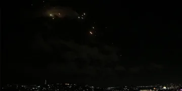 İran’dan İsrail’e misilleme saldırısı: Yüzlerce füze ateşlendi