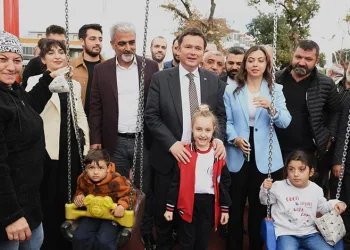 İsmet Paşa Parkı hizmete açıldı