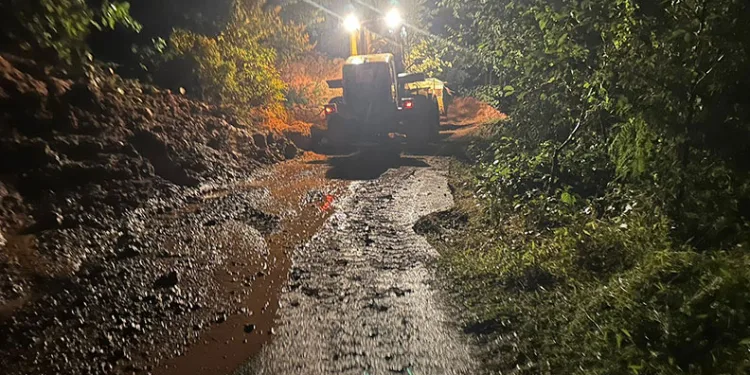 Şiddetli yağışlar Rize’de sel ve heyelanlara neden oldu