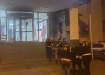 Kayseri’de hırsızlıktan 55 suç kaydı bulunan 2 şahıs yakalandı
