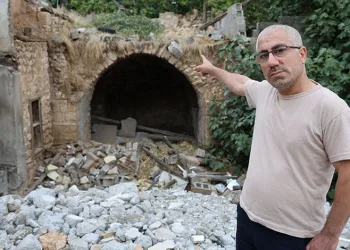 Enkaz altından tarih çıktı