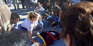 Çanakkale’de anne-kıza çarpan otomobil sürücüsü tutuklandı
