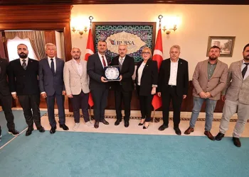 ANASİAD’dan Bursa Valisi Ayyıldız’a ziyaret