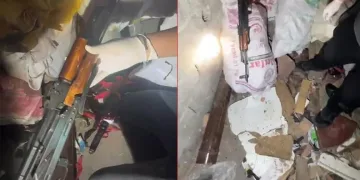 Çuvalların arasında uzun namlulu silah ele geçirildi
