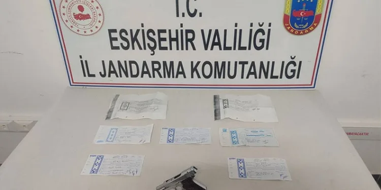 Jandarmadan tefeci operasyonu