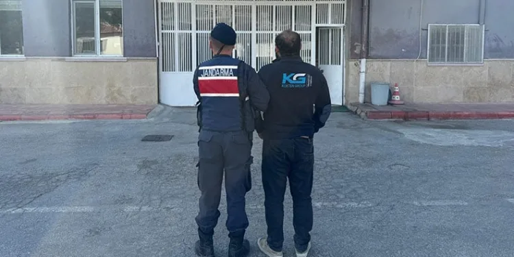 Kasten yaralama suçundan aranan şahsı jandarma yakaladı