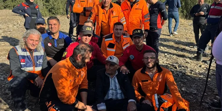 Isparta’da kaybolan yaşlı adam sağ bulundu, yakınları gözyaşlarına hakim olamadı