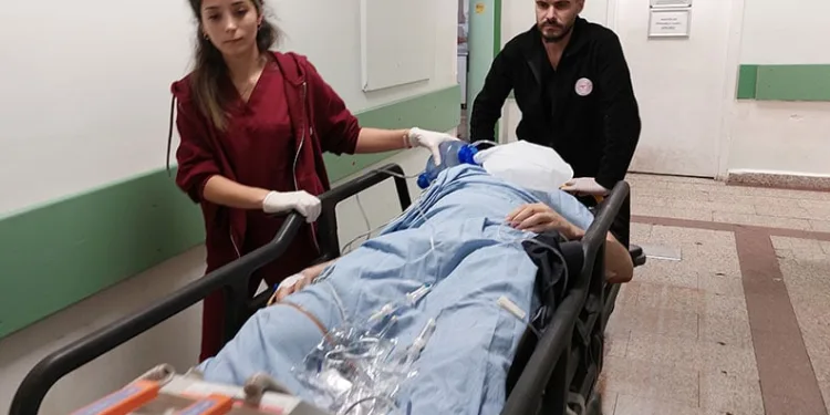 Motosiklet sürücüsü kazada ağır yaralandı