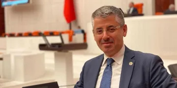 “Sayın Genç, sizin izlediğiniz politika, faydadan çok zarar veriyor”