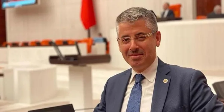 “Sayın Genç, sizin izlediğiniz politika, faydadan çok zarar veriyor”