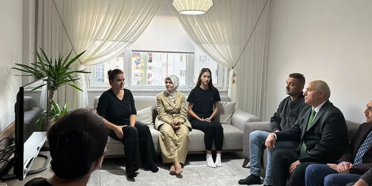 Göktaş’tan TUSAŞ şehitlerinin ailelerine taziye ziyareti