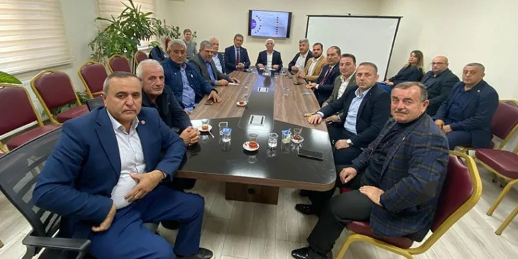 Deviren’den Gemlik Zeytin Kooperatifi’ne ziyaret