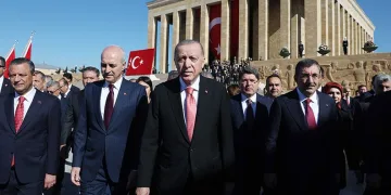 Devlet erkanı Anıtkabir’de