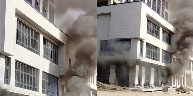 Kahramanmaraş’ta hastane inşaatında korkutan yangın