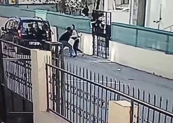 Bilecik’te seyir halinde otomobil bir anda alev aldı
