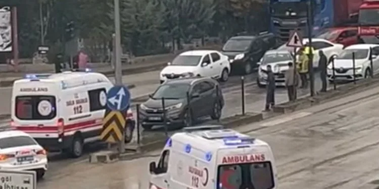 Bursa’da 2 otomobil çarpıştı: 2 yaralı