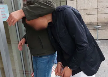 İzmir’de silahlı saldırıda vefat eden polis memuru memleketi Erzurum’da toprağa verildi