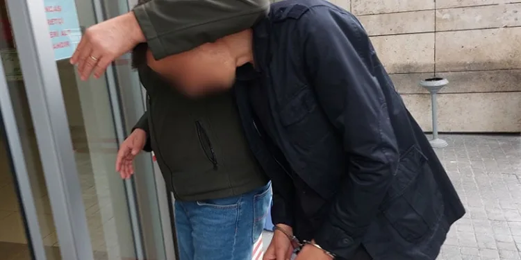 İzmir’de silahlı saldırıda vefat eden polis memuru memleketi Erzurum’da toprağa verildi