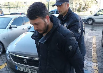 İstanbul’da 200 milyon liralık kaçak ilaç ele geçirildi: 5 gözaltı