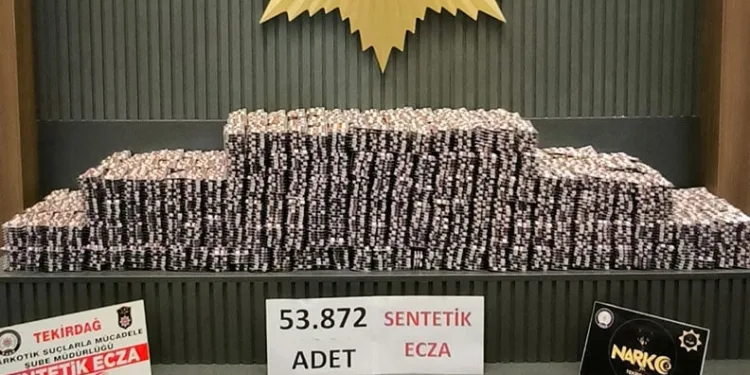 Tekirdağ’da 53 bin 872 adet sentetik ecza ele geçirildi